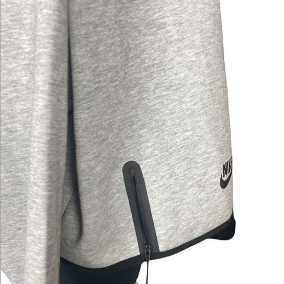 Nike Tech jacket - Picture 6 of 8